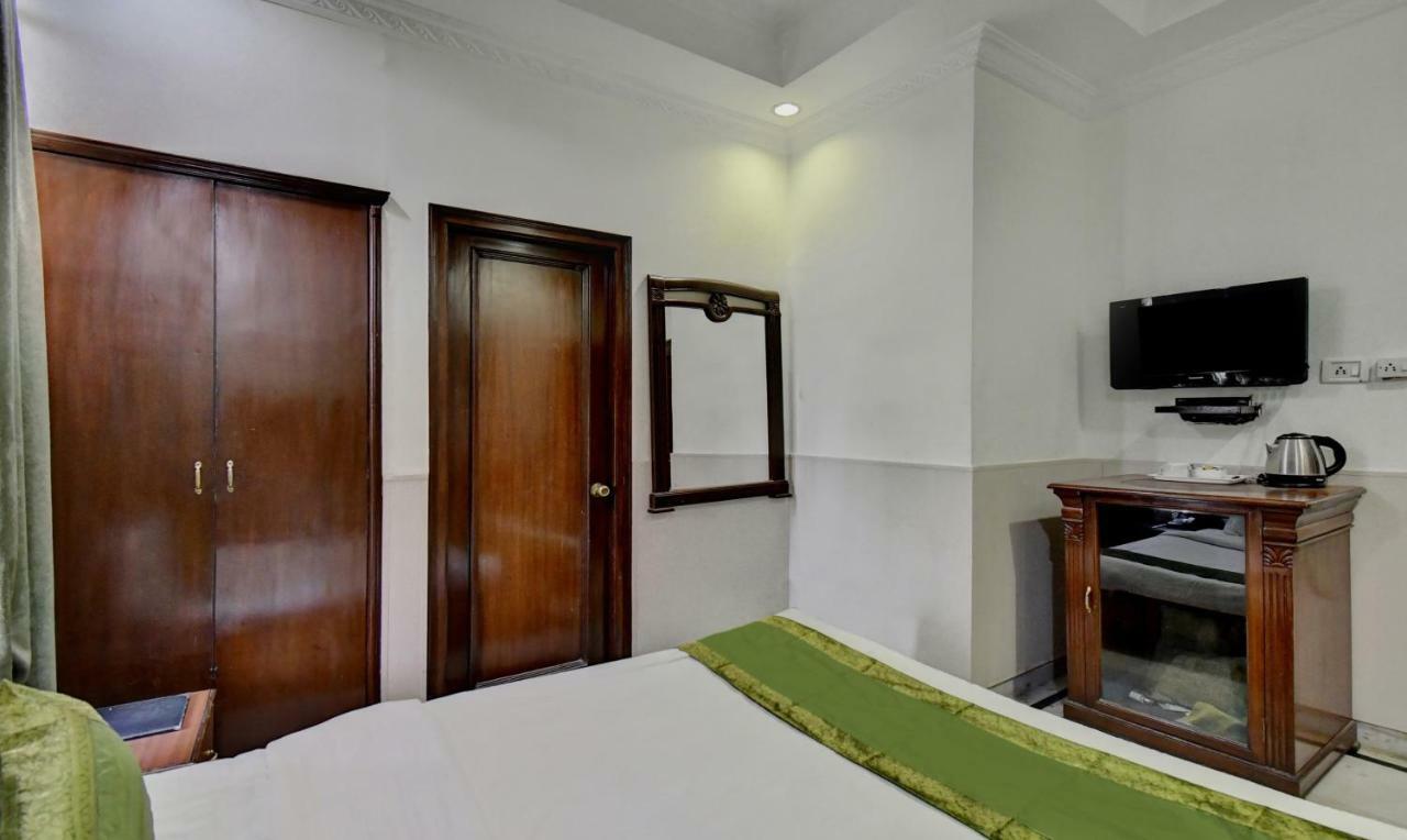 Treebo Trend Corporate Inn Chandīgarh Buitenkant foto