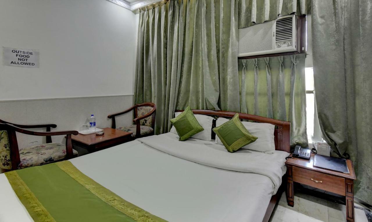 Treebo Trend Corporate Inn Chandīgarh Buitenkant foto