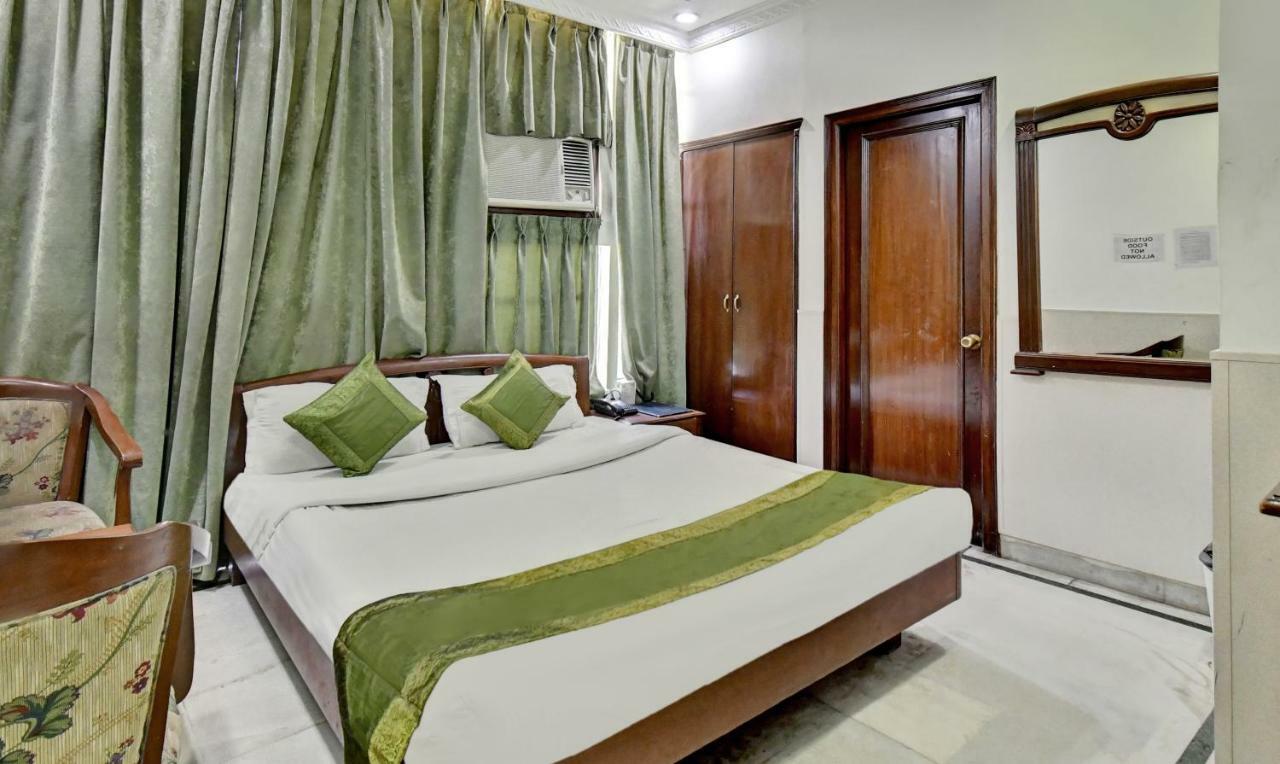 Treebo Trend Corporate Inn Chandīgarh Buitenkant foto